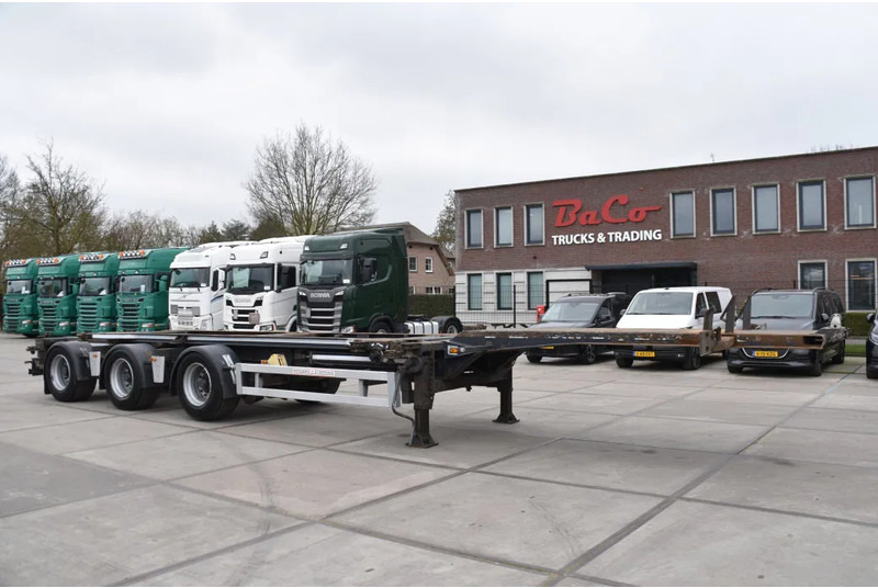 Renders ROC 16.30 - LIFT AXLE - BPW AXLES - DISC BRAKES - GOOD CONDITION - - Konteinerveduk/ Tõstukiga poolhaagis: pilt 1 Renders ROC 16.30 - LIFT AXLE - BPW AXLES - DISC BRAKES - GOOD CONDITION - - Konteinerveduk/ Tõstukiga poolhaagis: pilt 1
