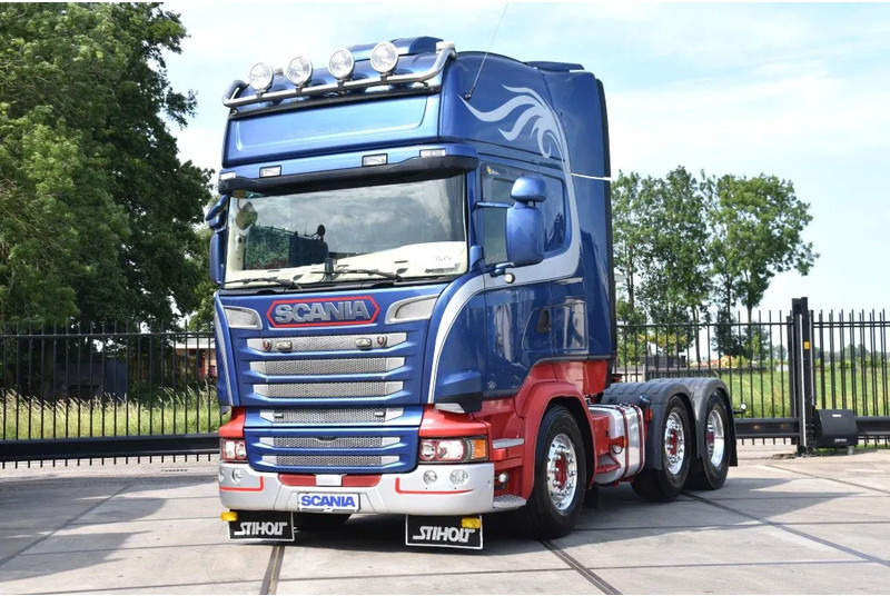 Scania R520 V8 TL 6x2/4MNB - RETARDER - FULL AIR - PARK. AIRCO - 2 x FUEL TANKS - ALCOA DURA BRIGHT - GOOD CONDITION - - Sadulveok: pilt 2 Scania R520 V8 TL 6x2/4MNB - RETARDER - FULL AIR - PARK. AIRCO - 2 x FUEL TANKS - ALCOA DURA BRIGHT - GOOD CONDITION - - Sadulveok: pilt 2