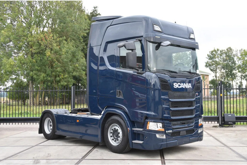 Scania S450 NGS 4x2NB - FULL AIR - RETARDER - ACC - PARK. AIRCO - 2 x FUEL TANKS - TOP CONDITION - - Sadulveok: pilt 1 Scania S450 NGS 4x2NB - FULL AIR - RETARDER - ACC - PARK. AIRCO - 2 x FUEL TANKS - TOP CONDITION - - Sadulveok: pilt 1
