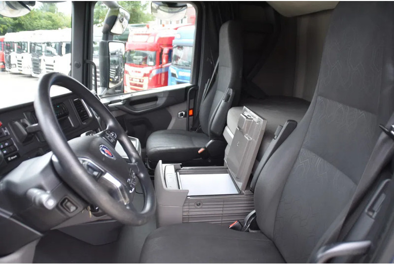 Scania S450 NGS 4x2NB - FULL AIR - RETARDER - ACC - PARK. AIRCO - 2 x FUEL TANKS - TOP CONDITION - - Sadulveok: pilt 5 Scania S450 NGS 4x2NB - FULL AIR - RETARDER - ACC - PARK. AIRCO - 2 x FUEL TANKS - TOP CONDITION - - Sadulveok: pilt 5