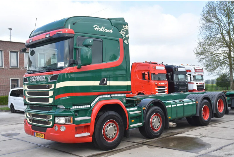 Scania R520 HL V8 8x2 - EURO 6 - MANUAL - RETARDER - WHEELBASE: 510 cm - 10 TONS FRONT AXLE - XENON - - Konteinerveduk/ Tõstukiga veoauto: pilt 1 Scania R520 HL V8 8x2 - EURO 6 - MANUAL - RETARDER - WHEELBASE: 510 cm - 10 TONS FRONT AXLE - XENON - - Konteinerveduk/ Tõstukiga veoauto: pilt 1