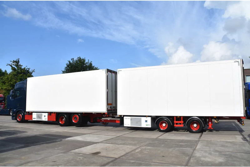 Scania S520 V8 NGS 6x2*4NB + SCHMITZ ZKO 20 - THERMO KING - RETARDER - FULL AIR - WHEELBASE: 515 CM - TOP CONDITION - - Külmutiga veoauto: pilt 2 Scania S520 V8 NGS 6x2*4NB + SCHMITZ ZKO 20 - THERMO KING - RETARDER - FULL AIR - WHEELBASE: 515 CM - TOP CONDITION - - Külmutiga veoauto: pilt 2