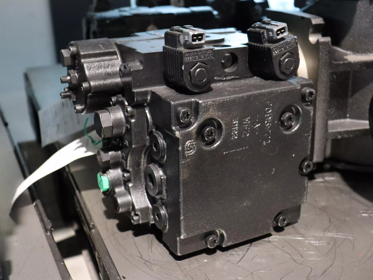 DANFOSS / SAUER 42R28DF8NN53UDXAP1Z3434N61NNNNN - Hüdrauliline pump - Ehitusmasinad: pilt 2 DANFOSS / SAUER 42R28DF8NN53UDXAP1Z3434N61NNNNN - Hüdrauliline pump - Ehitusmasinad: pilt 2