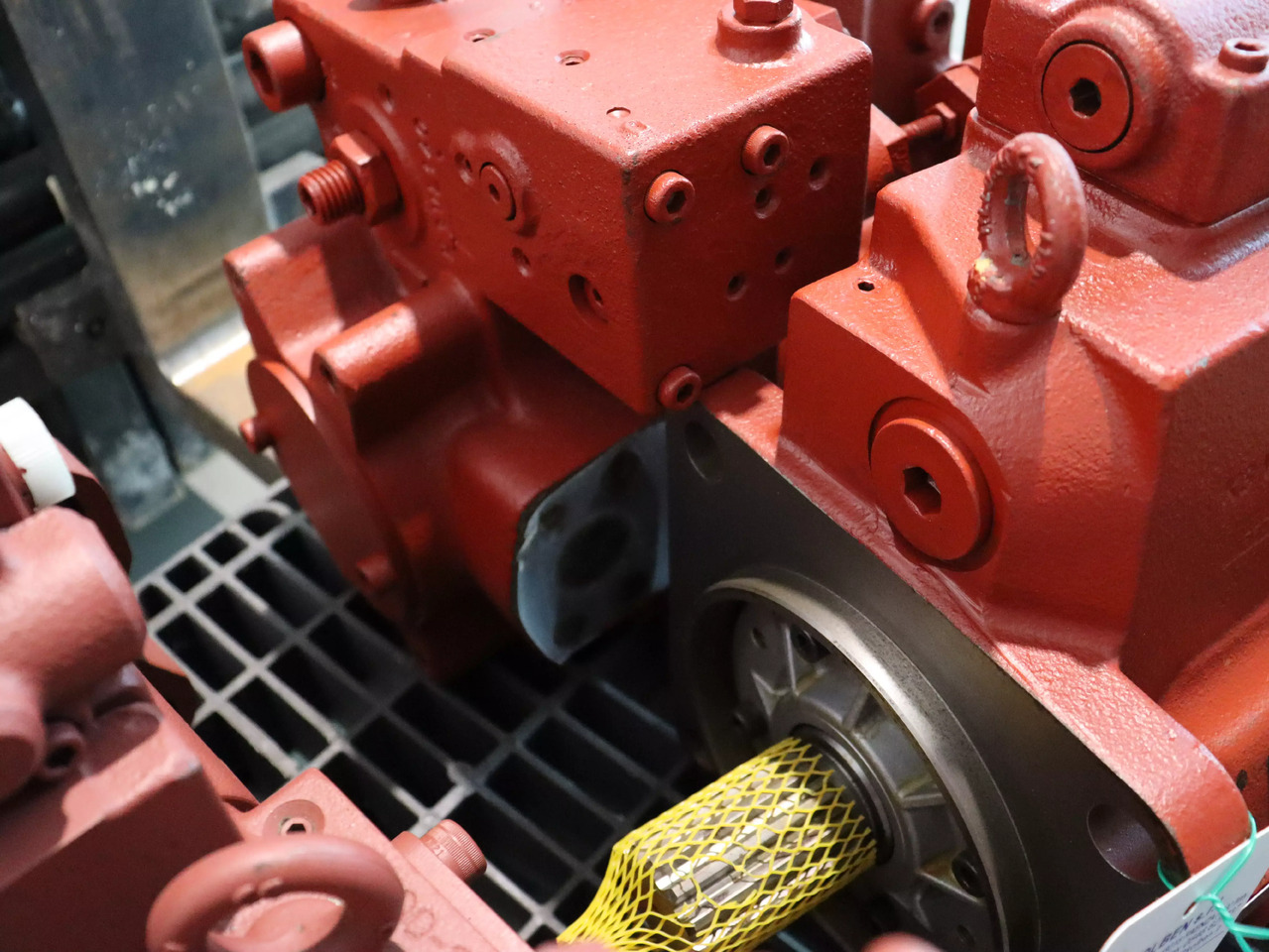 KAWASAKI K3VL140B-1NRSM-L01 H1 - Hüdrauliline pump - Ehitusmasinad: pilt 3 KAWASAKI K3VL140B-1NRSM-L01 H1 - Hüdrauliline pump - Ehitusmasinad: pilt 3