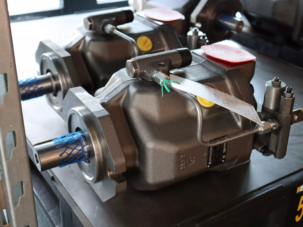 REXROTH A10VSO100DFLR/31R-VPA12N00 - Hüdrauliline pump - Ehitusmasinad: pilt 1 REXROTH A10VSO100DFLR/31R-VPA12N00 - Hüdrauliline pump - Ehitusmasinad: pilt 1
