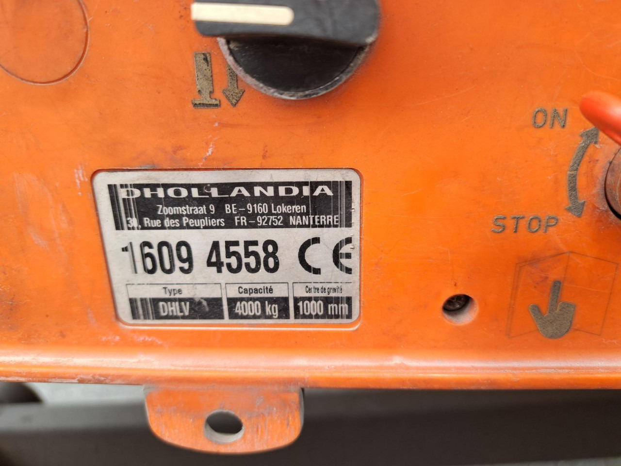 SCANIA SCANIA PORT FOURG HAYON 4 tonnes - Kabiinišassiiga veoauto: pilt 3 SCANIA SCANIA PORT FOURG HAYON 4 tonnes - Kabiinišassiiga veoauto: pilt 3