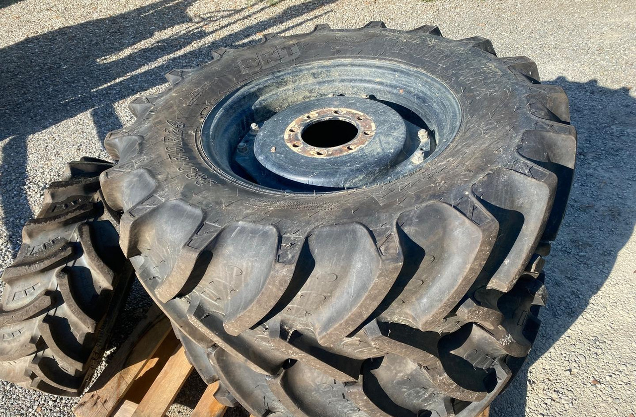 Pneumatico trattore - Komplektne ratas - Traktor: pilt 5 Pneumatico trattore - Komplektne ratas - Traktor: pilt 5