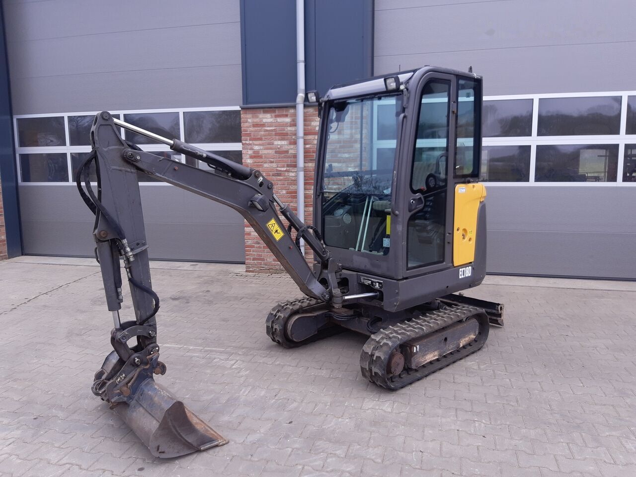 Volvo EC18D - Miniekskavaator: pilt 1 Volvo EC18D - Miniekskavaator: pilt 1