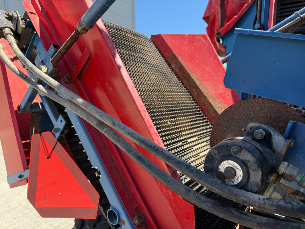 Viinamarjavõtumasin ASA-Lift T-130-B: pilt 9 Viinamarjavõtumasin ASA-Lift T-130-B: pilt 9