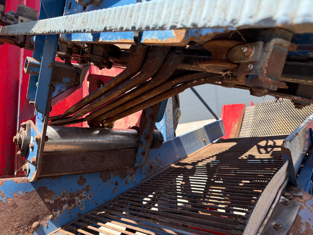 Viinamarjavõtumasin ASA-Lift T-130-B: pilt 11 Viinamarjavõtumasin ASA-Lift T-130-B: pilt 11