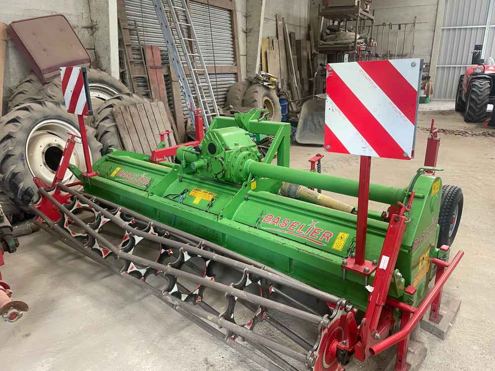 Baselier FF310 - Saagikoristusmasin: pilt 1 Baselier FF310 - Saagikoristusmasin: pilt 1