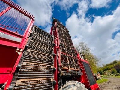 Holmer T4-30 - Saagikoristusmasin: pilt 3 Holmer T4-30 - Saagikoristusmasin: pilt 3