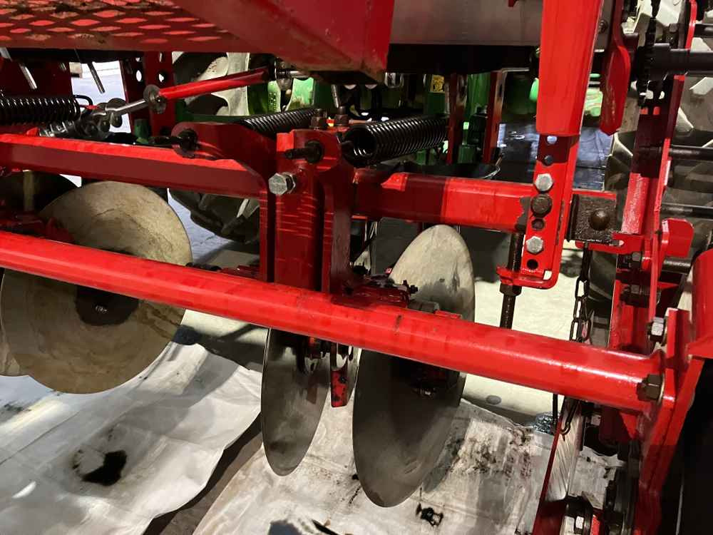 Grimme Grimme FA / FDS, Front Mounted Fertiliser Aplicator - Saagikoristusmasin: pilt 3 Grimme Grimme FA / FDS, Front Mounted Fertiliser Aplicator - Saagikoristusmasin: pilt 3