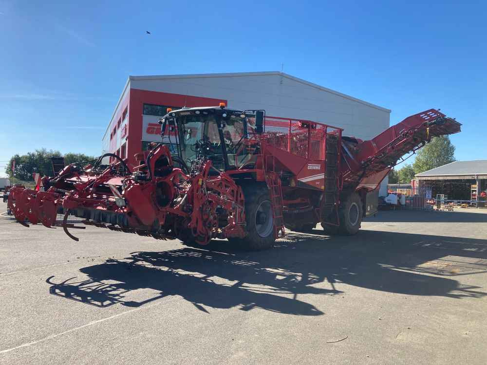 Grimme Grimme Rexor 620 Self-Propelled Sugarbeet Harvester - Maaharimisseadmed: pilt 1 Grimme Grimme Rexor 620 Self-Propelled Sugarbeet Harvester - Maaharimisseadmed: pilt 1