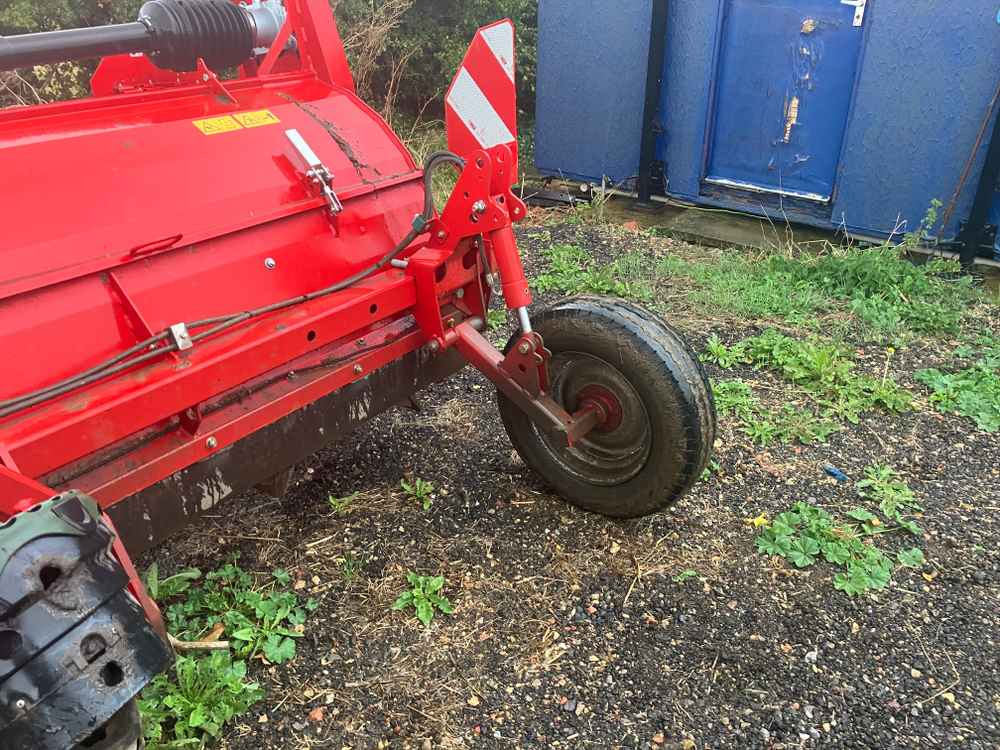Grimme TOPPA 800 COMBI - Saagikoristusmasin: pilt 2 Grimme TOPPA 800 COMBI - Saagikoristusmasin: pilt 2