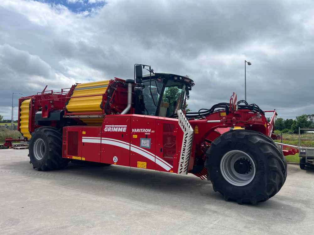 Grimme VARITRON 270 PLATINUM TT - Saagikoristusmasin: pilt 1 Grimme VARITRON 270 PLATINUM TT - Saagikoristusmasin: pilt 1