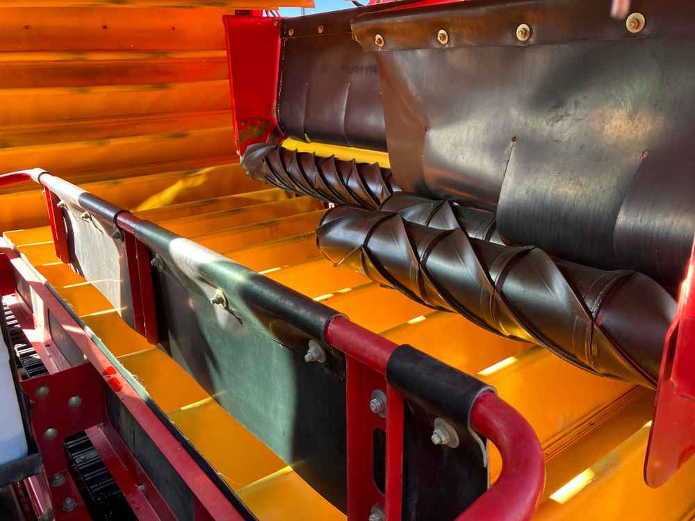 Grimme Varitron 220, 2 Row, Self-Propelled Potato Harvester - Saagikoristusmasin: pilt 2 Grimme Varitron 220, 2 Row, Self-Propelled Potato Harvester - Saagikoristusmasin: pilt 2