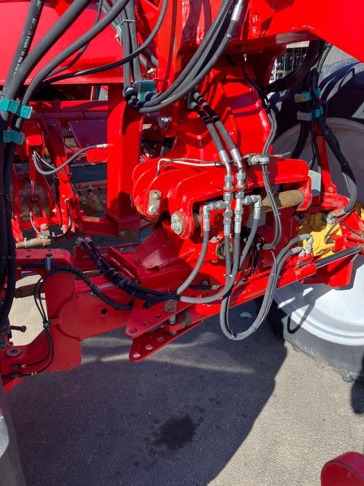 Grimme Varitron 220, 2 Row, Self-Propelled Potato Harvester - Saagikoristusmasin: pilt 5 Grimme Varitron 220, 2 Row, Self-Propelled Potato Harvester - Saagikoristusmasin: pilt 5