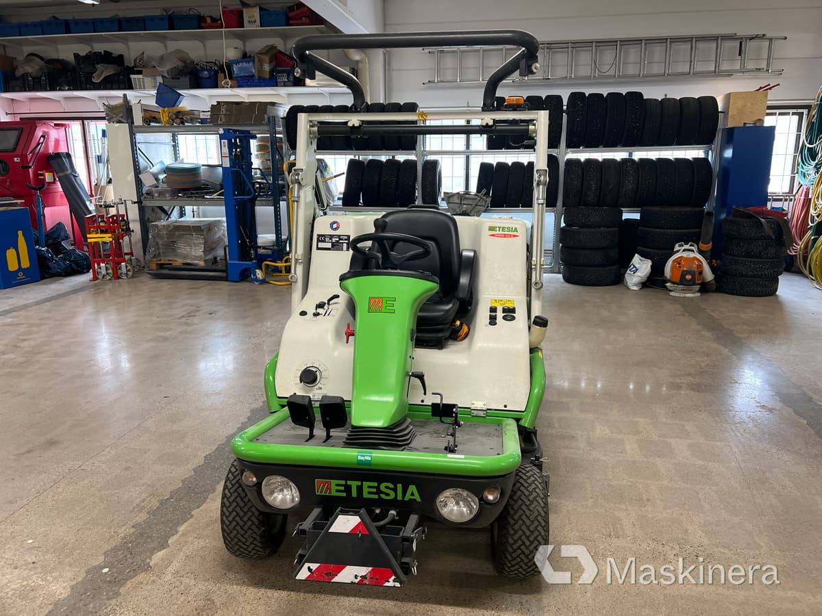 Åkgräsklippare Etesia H124D - Muruniiduk: pilt 2 Åkgräsklippare Etesia H124D - Muruniiduk: pilt 2