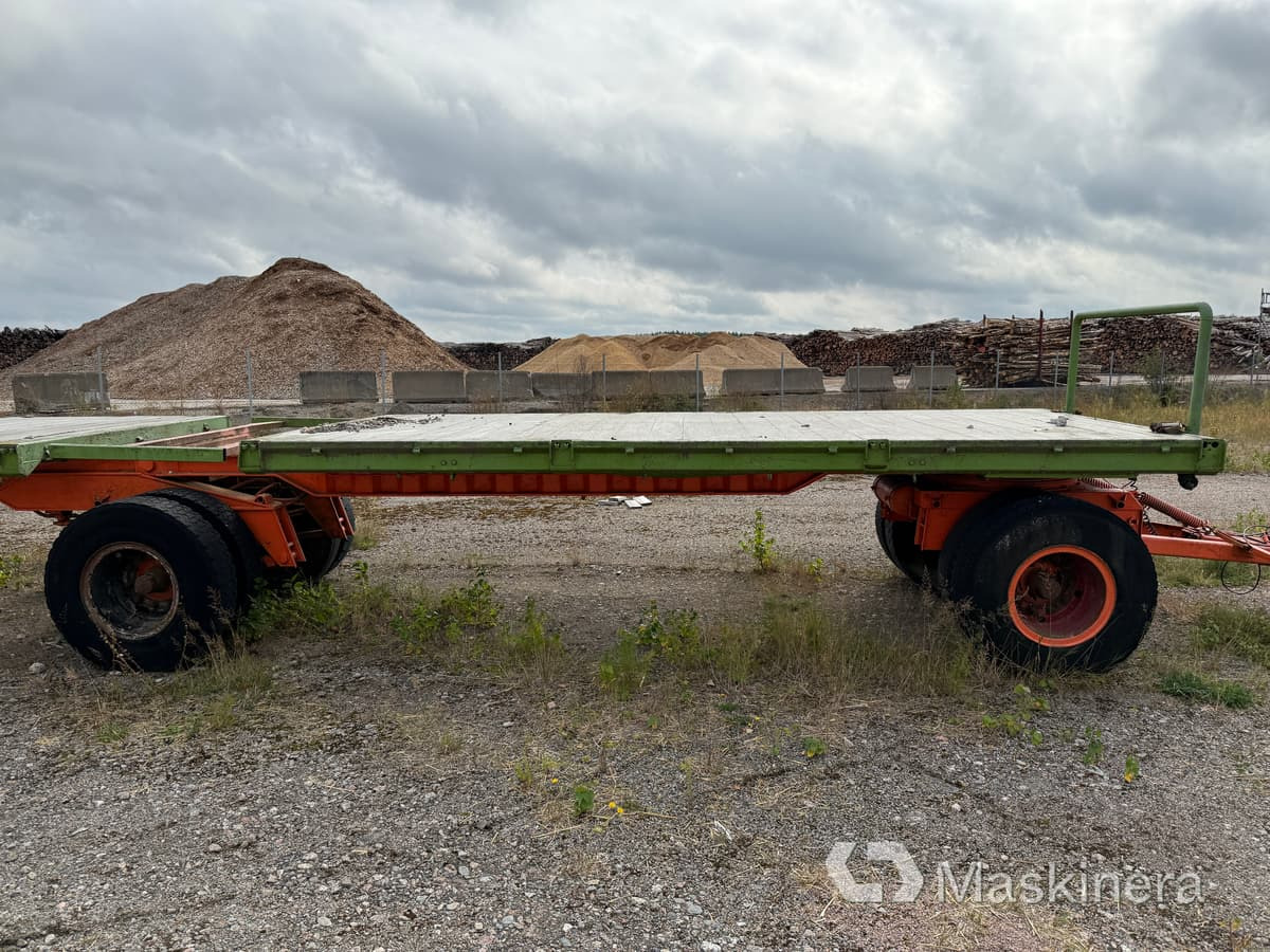 Balvagn 12m / Lastbilsflak Balvagn 12m / Lastbilssläp - Põllutöö platvormjärelhaagis: pilt 5 Balvagn 12m / Lastbilsflak Balvagn 12m / Lastbilssläp - Põllutöö platvormjärelhaagis: pilt 5