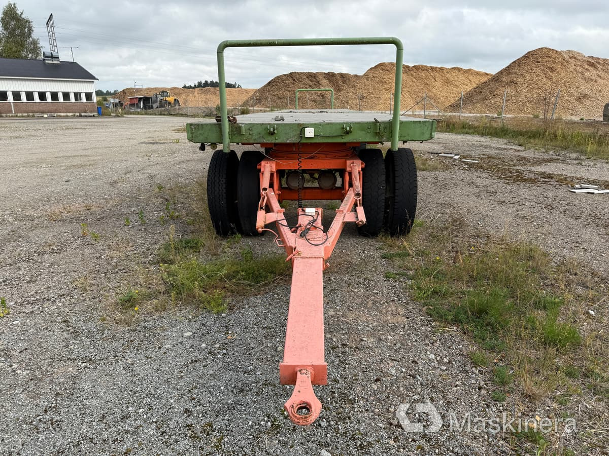 Balvagn 12m / Lastbilsflak Balvagn 12m / Lastbilssläp - Põllutöö platvormjärelhaagis: pilt 2 Balvagn 12m / Lastbilsflak Balvagn 12m / Lastbilssläp - Põllutöö platvormjärelhaagis: pilt 2