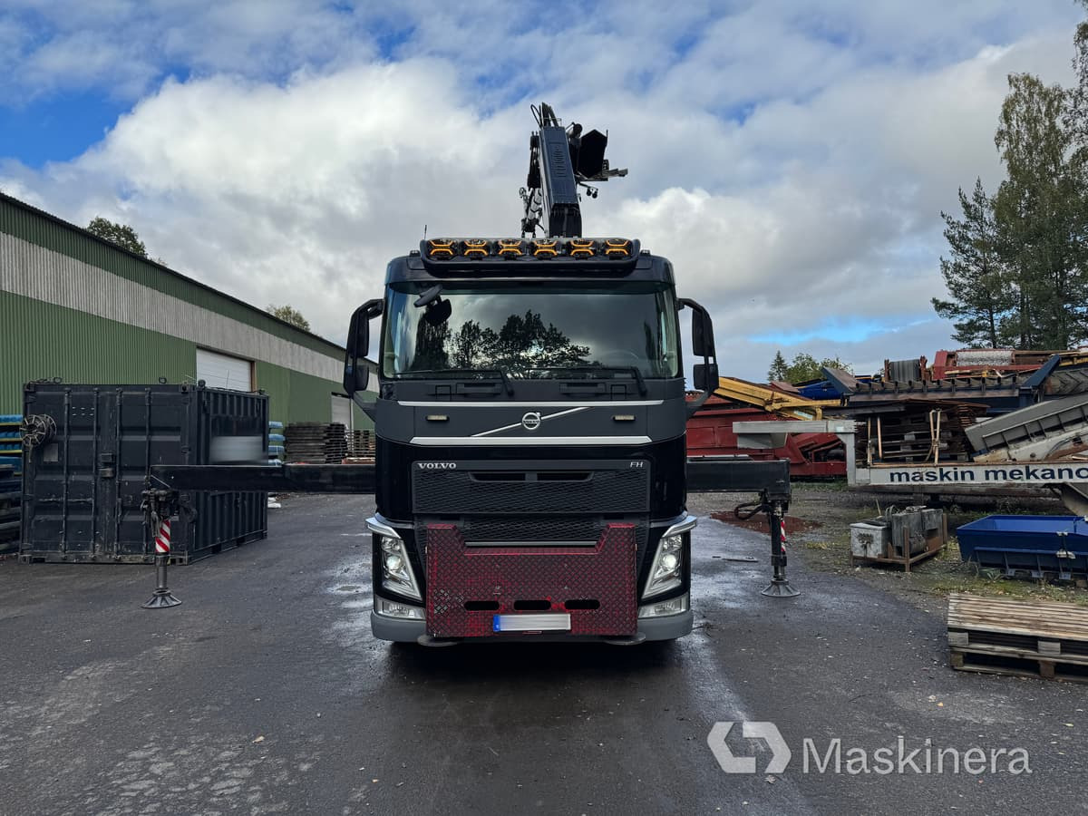 Bodbil Volvo FH 82F med Fassi F820 kran & jib - Madelveok/ Platvormveok, Kraanaga veoauto: pilt 2 Bodbil Volvo FH 82F med Fassi F820 kran & jib - Madelveok/ Platvormveok, Kraanaga veoauto: pilt 2