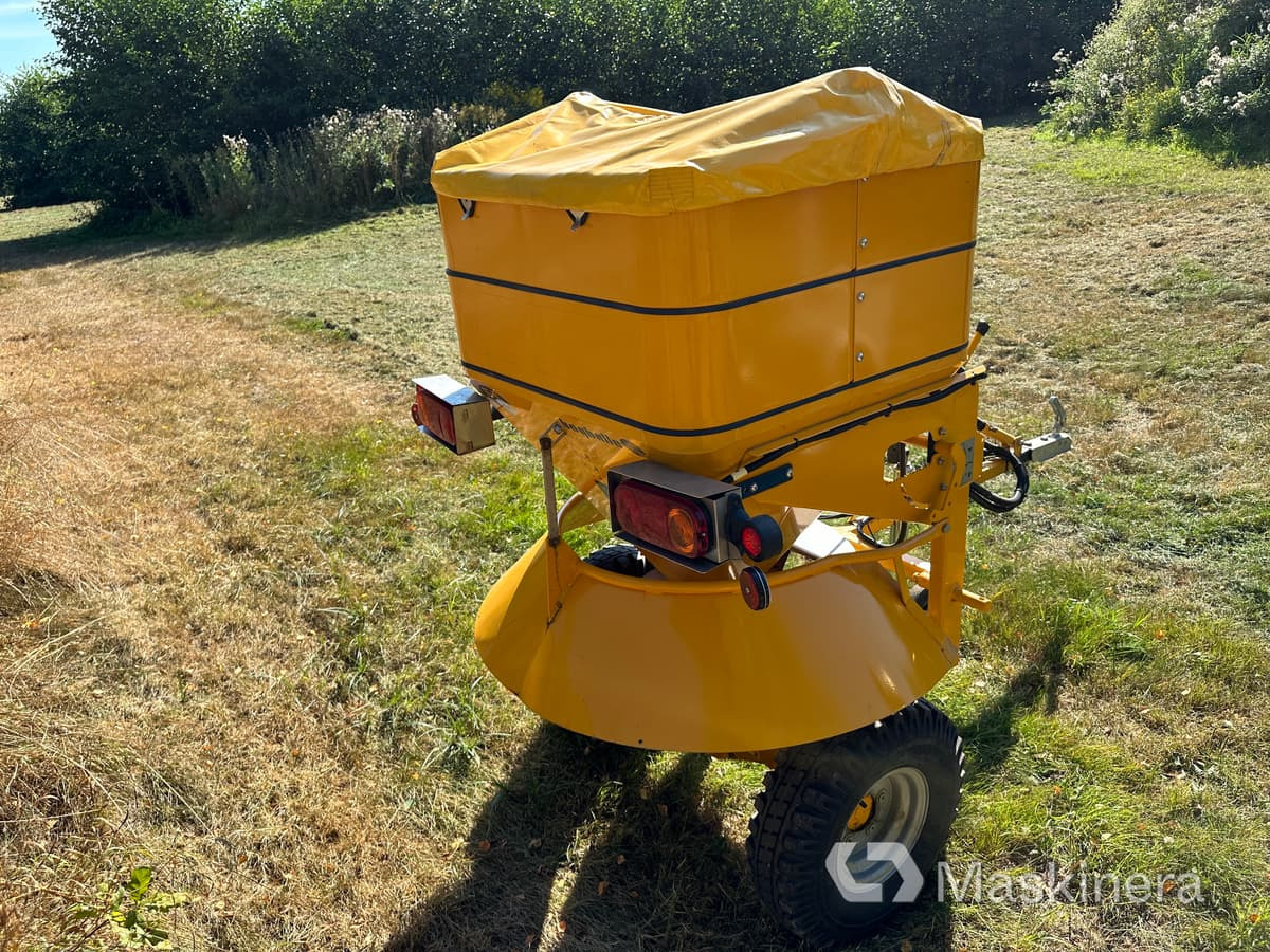 Bogballe S2 T -350 Sand/saltspridare Bogballe S2 T - Liiva-/ Soolajaotur: pilt 5 Bogballe S2 T -350 Sand/saltspridare Bogballe S2 T - Liiva-/ Soolajaotur: pilt 5