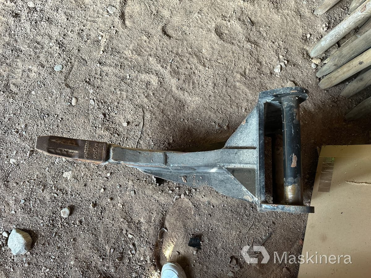 Engcon R10 2,5" Tjälkrok Engcon R10 S45 - Kobesti: pilt 4 Engcon R10 2,5" Tjälkrok Engcon R10 S45 - Kobesti: pilt 4