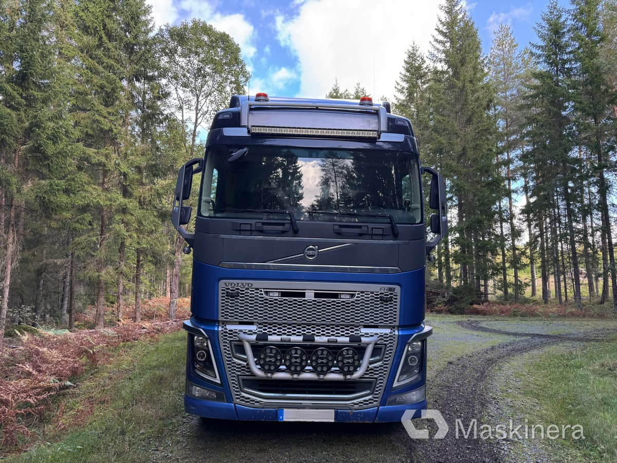 Flisbil Volvo FH16 8X4 med kran & sidtipp - Kasti veoauto, Kraanaga veoauto: pilt 2 Flisbil Volvo FH16 8X4 med kran & sidtipp - Kasti veoauto, Kraanaga veoauto: pilt 2