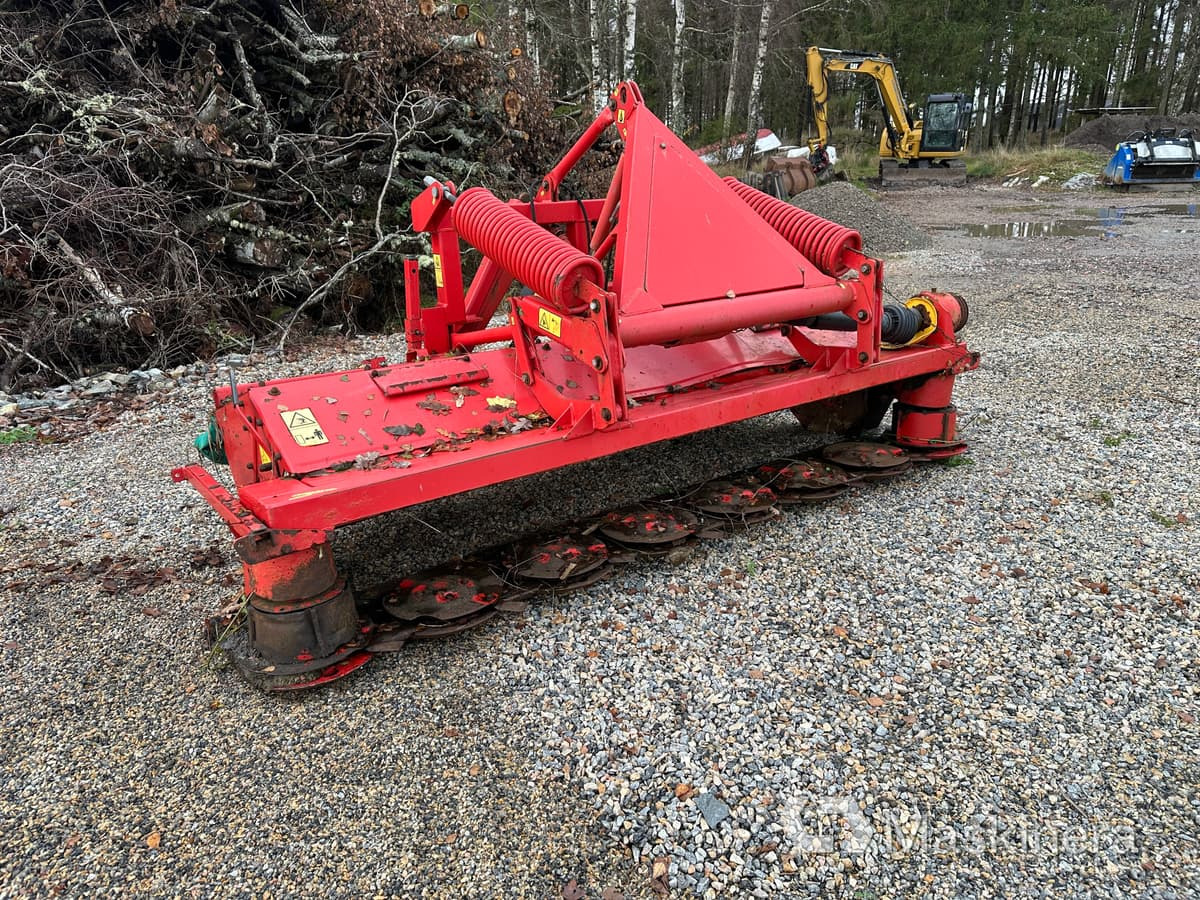 Frontslåtter Tallriksslåtter utan krossenhet - Niiduk: pilt 5 Frontslåtter Tallriksslåtter utan krossenhet - Niiduk: pilt 5