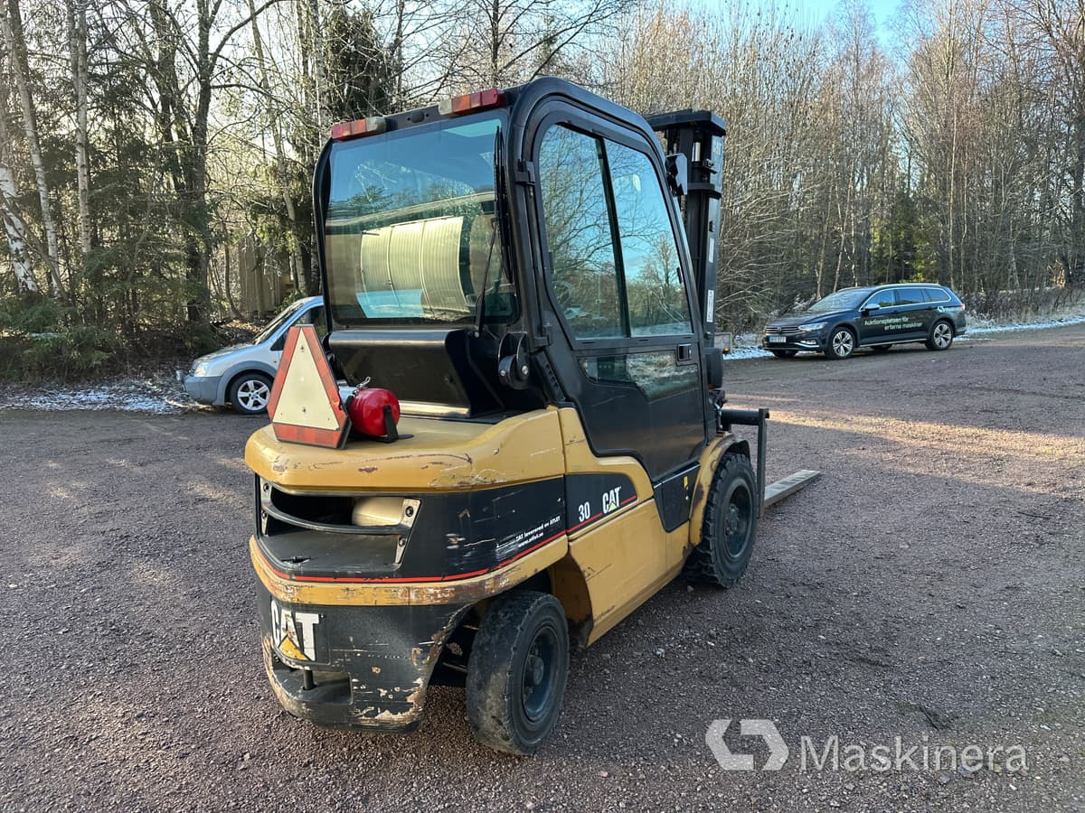 Gaffeltruck Caterpillar DP30N - Diiseltõstuk: pilt 5 Gaffeltruck Caterpillar DP30N - Diiseltõstuk: pilt 5