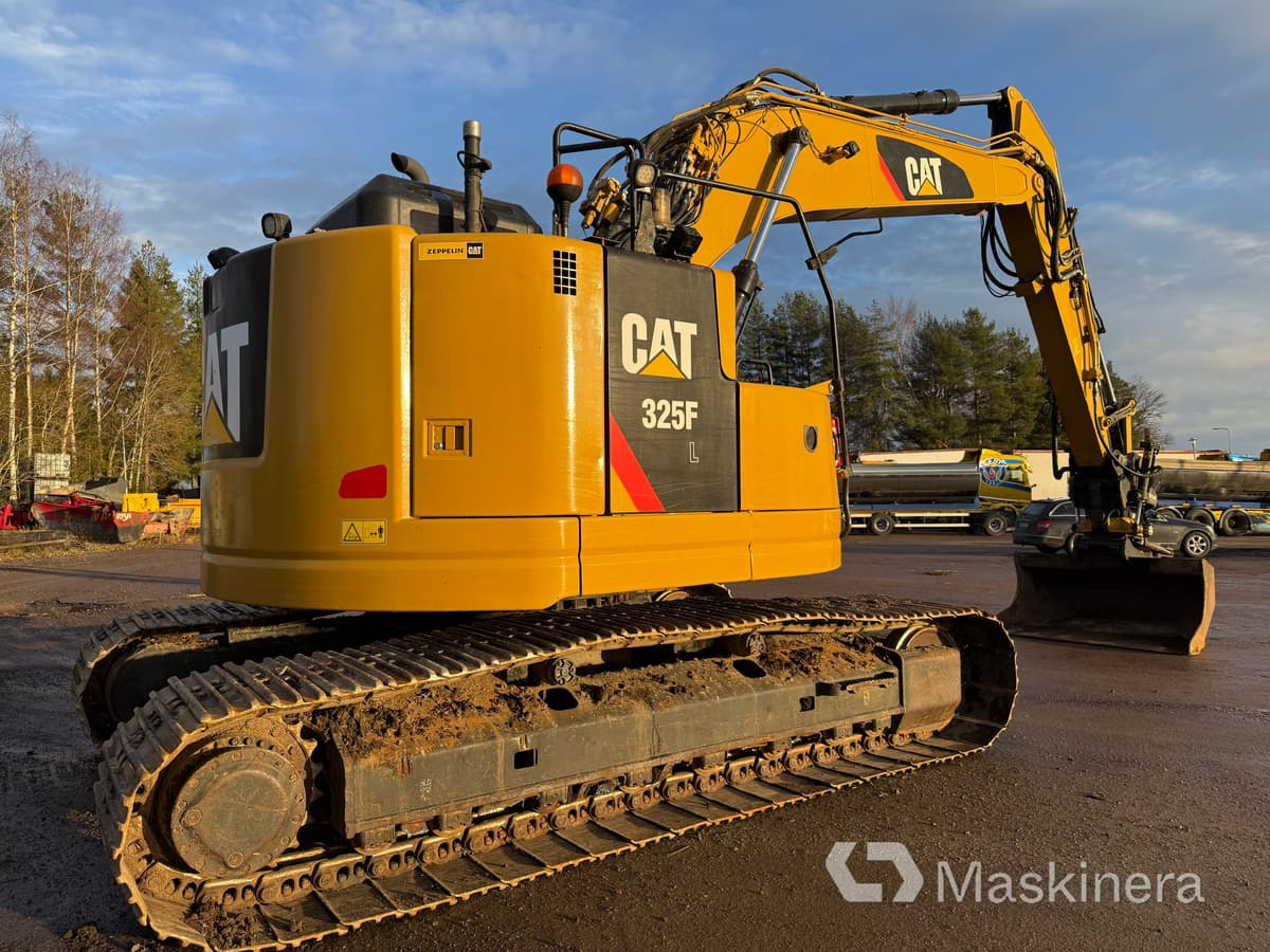 Grävmaskin CAT 325F - Lintekskavaator: pilt 5 Grävmaskin CAT 325F - Lintekskavaator: pilt 5