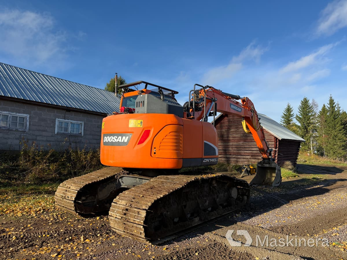 Grävmaskin Doosan DX140LCR-5 / Skördaraggregat 25RH - Lintekskavaator: pilt 5 Grävmaskin Doosan DX140LCR-5 / Skördaraggregat 25RH - Lintekskavaator: pilt 5