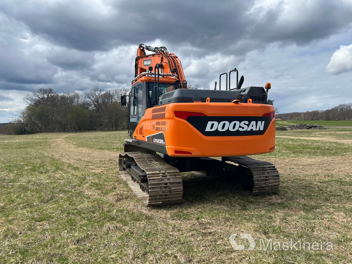 Grävmaskin Doosan DX235NLC-5 med grävsystem - Lintekskavaator: pilt 4 Grävmaskin Doosan DX235NLC-5 med grävsystem - Lintekskavaator: pilt 4