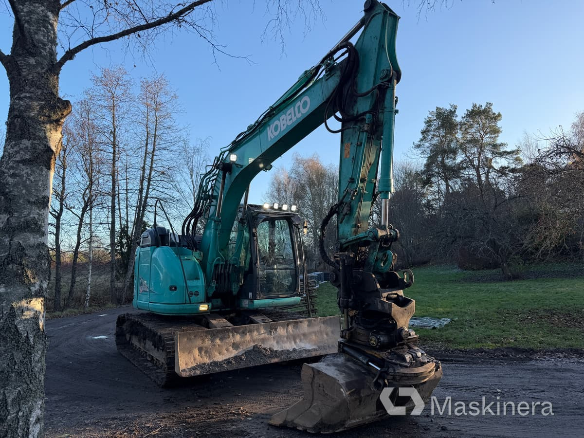Grävmaskin Kobelco SK140SRLC-5 - Lintekskavaator: pilt 3 Grävmaskin Kobelco SK140SRLC-5 - Lintekskavaator: pilt 3