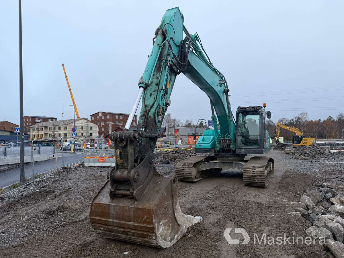 Grävmaskin Kobelco SK260LC-10 - Lintekskavaator: pilt 2 Grävmaskin Kobelco SK260LC-10 - Lintekskavaator: pilt 2