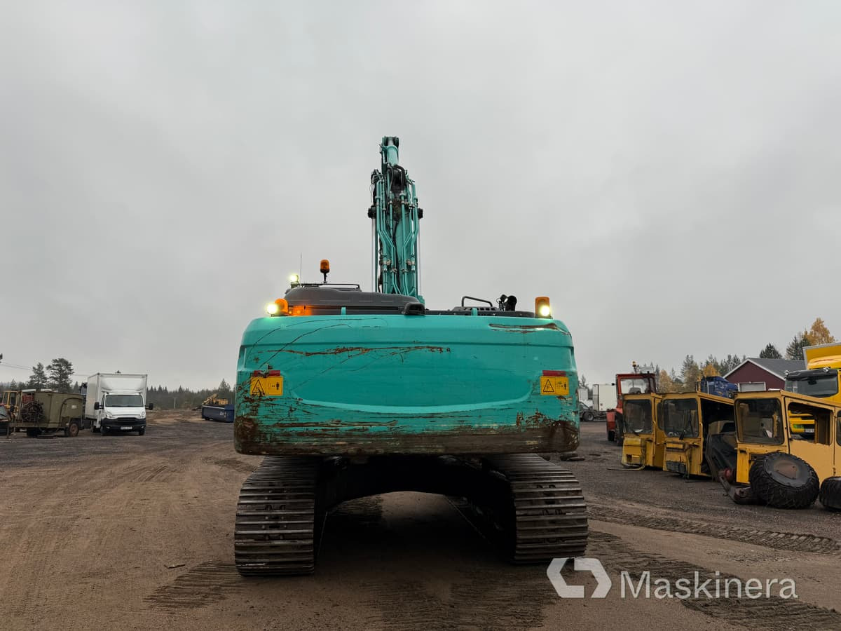 Grävmaskin Kobelco SK350LC-10 med stålsax - Lintekskavaator: pilt 4 Grävmaskin Kobelco SK350LC-10 med stålsax - Lintekskavaator: pilt 4