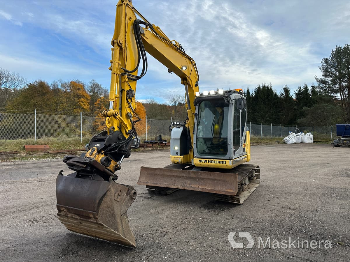 Grävmaskin New Holland Kobelco E70BSR-2 - Lintekskavaator: pilt 3 Grävmaskin New Holland Kobelco E70BSR-2 - Lintekskavaator: pilt 3