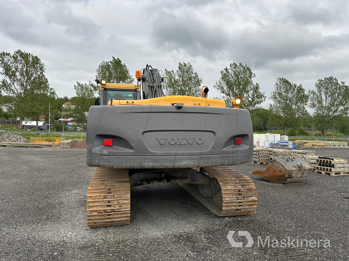 Grävmaskin Volvo EC240 CNL - Lintekskavaator: pilt 4 Grävmaskin Volvo EC240 CNL - Lintekskavaator: pilt 4