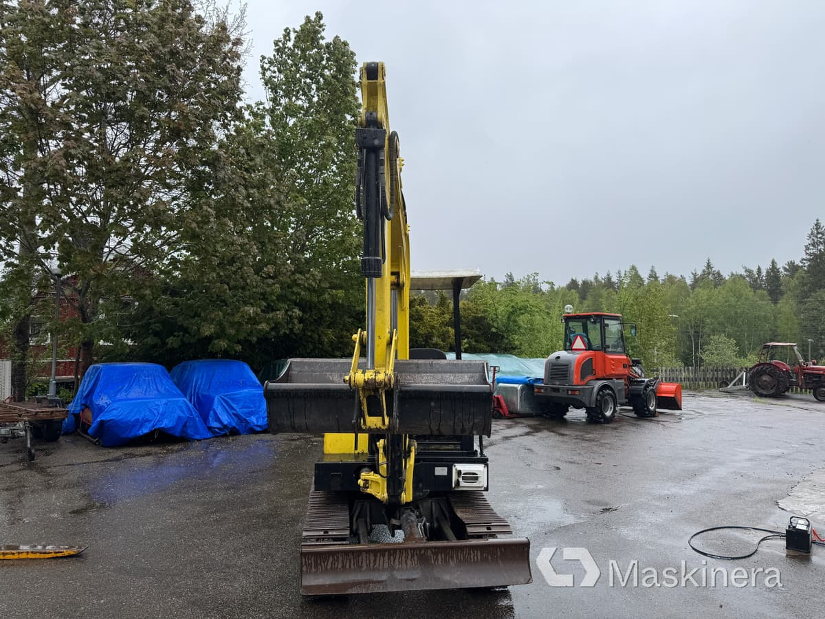 Grävmaskin Yanmar B25V med redskap & transportsläp - Lintekskavaator: pilt 2 Grävmaskin Yanmar B25V med redskap & transportsläp - Lintekskavaator: pilt 2