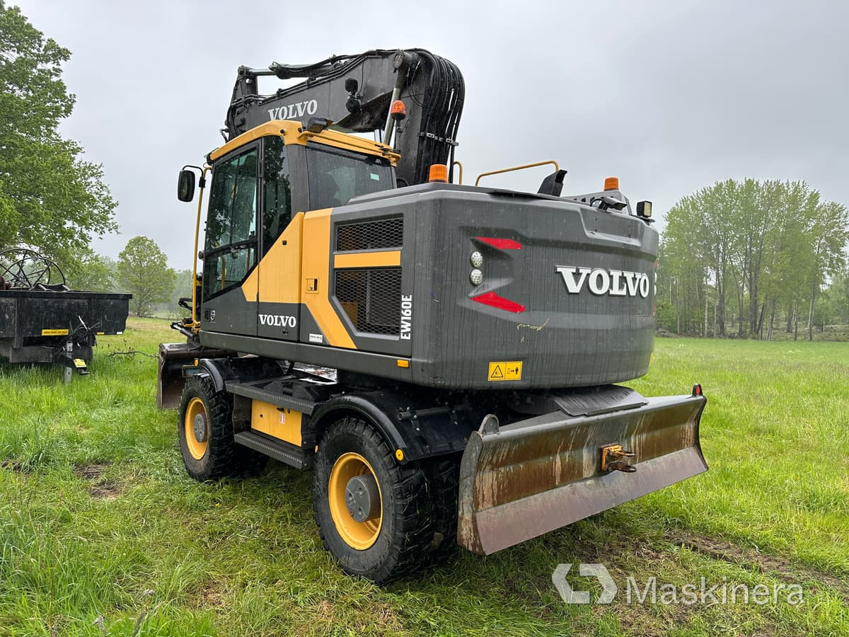 Hjulgrävare Volvo EW160E med vagn och redskap - Lintekskavaator: pilt 3 Hjulgrävare Volvo EW160E med vagn och redskap - Lintekskavaator: pilt 3