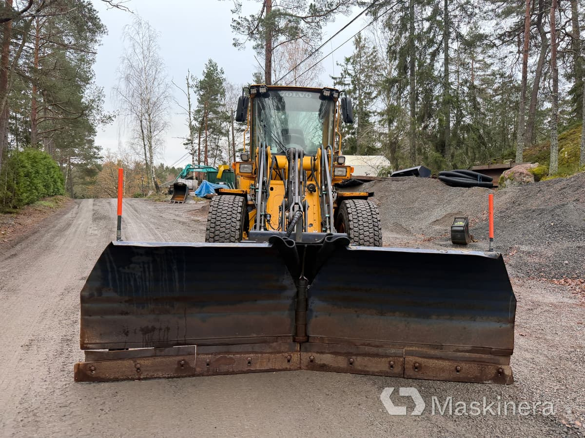 Hjullastare Volvo L50E med tillbehör - Rataslaadur: pilt 2 Hjullastare Volvo L50E med tillbehör - Rataslaadur: pilt 2