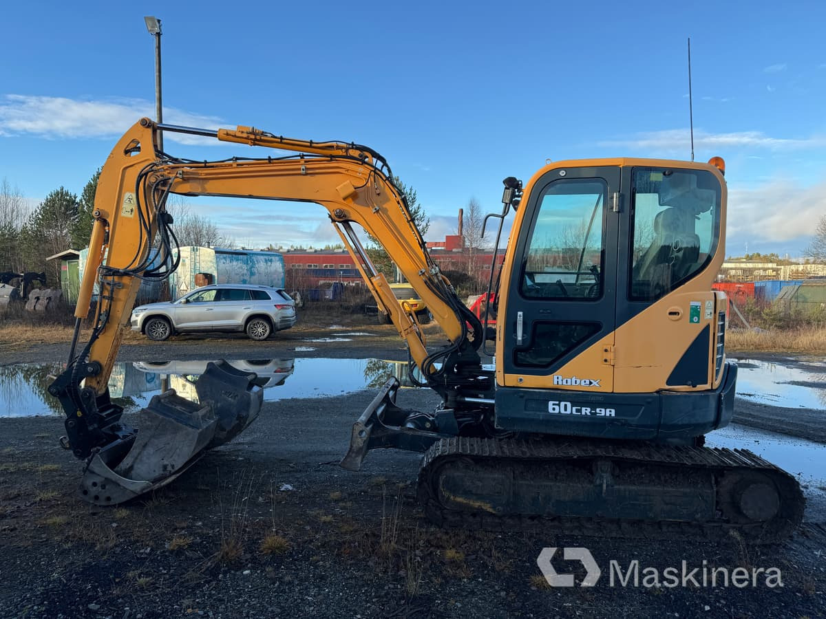 Hyundai Robex 60 CR - 9A Grävmaskin Hyundai Robex 60CR-9A med tillbehör - Lintekskavaator: pilt 2 Hyundai Robex 60 CR - 9A Grävmaskin Hyundai Robex 60CR-9A med tillbehör - Lintekskavaator: pilt 2
