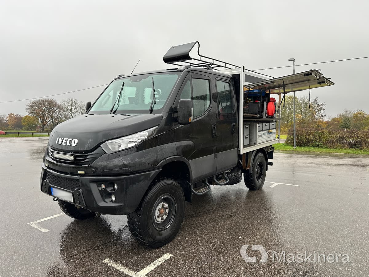 Iveco Daily 55-180 4x4 3.0 Arbetsbil Iveco Daily 4x4 3.0 - Kaubik: pilt 1 Iveco Daily 55-180 4x4 3.0 Arbetsbil Iveco Daily 4x4 3.0 - Kaubik: pilt 1