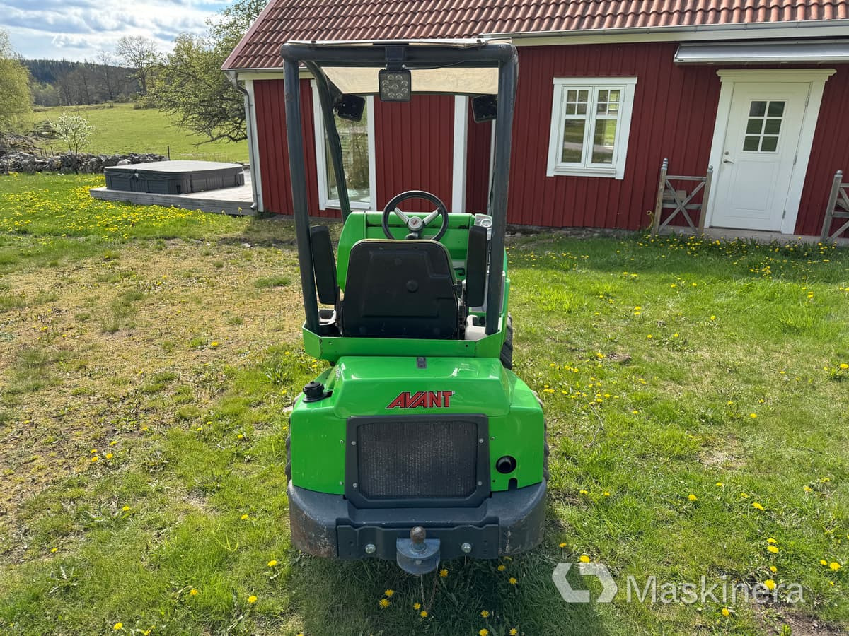 Kompaktlastare Avant 520 med pallgafflar - Minilaadur: pilt 4 Kompaktlastare Avant 520 med pallgafflar - Minilaadur: pilt 4