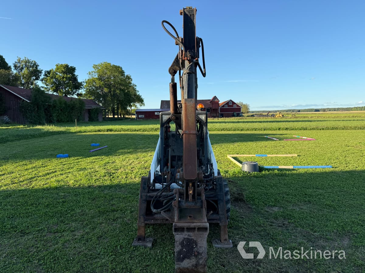 Kompaktlastare Bobcat 753 - Kompaktlaadur: pilt 2 Kompaktlastare Bobcat 753 - Kompaktlaadur: pilt 2