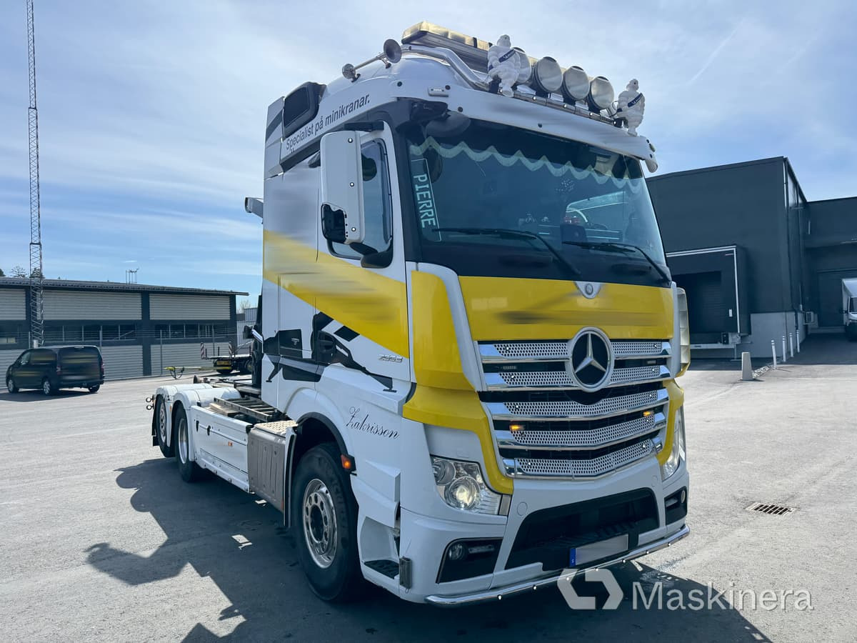 Lastväxlare Mercedes-Benz Actros - Konkstõstukiga veoauto: pilt 3 Lastväxlare Mercedes-Benz Actros - Konkstõstukiga veoauto: pilt 3