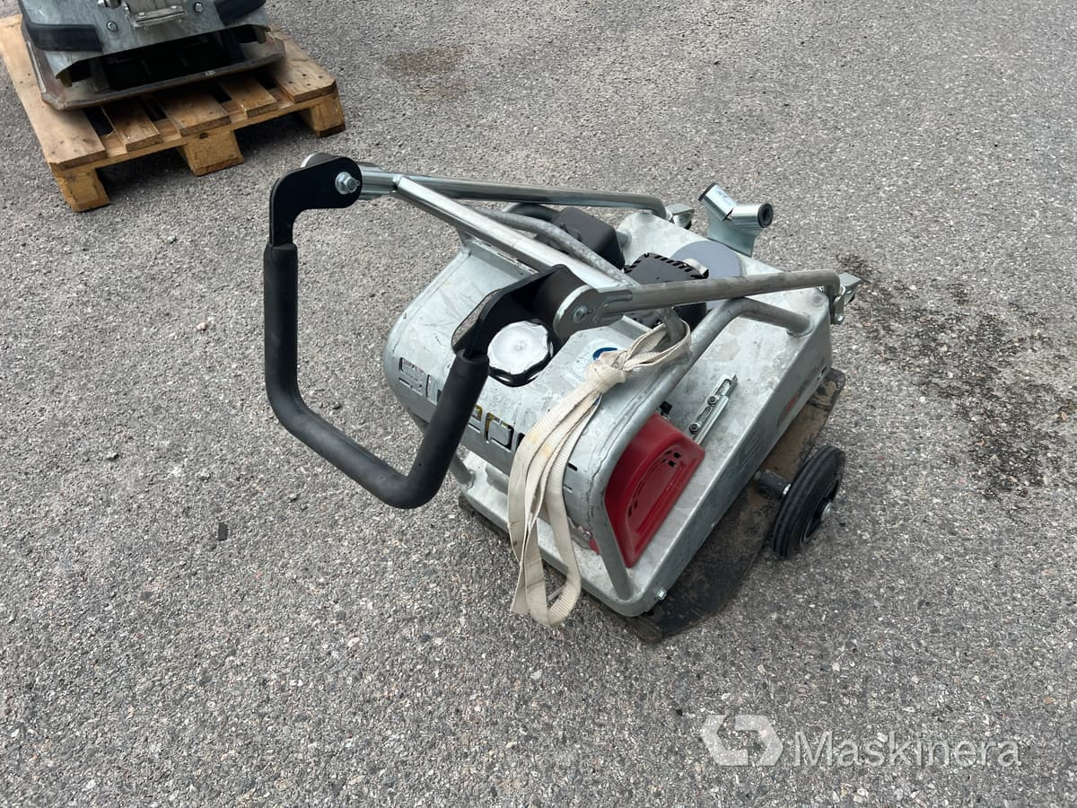 Markvibrator Swepac F90A - Vibraatorplaat: pilt 5 Markvibrator Swepac F90A - Vibraatorplaat: pilt 5