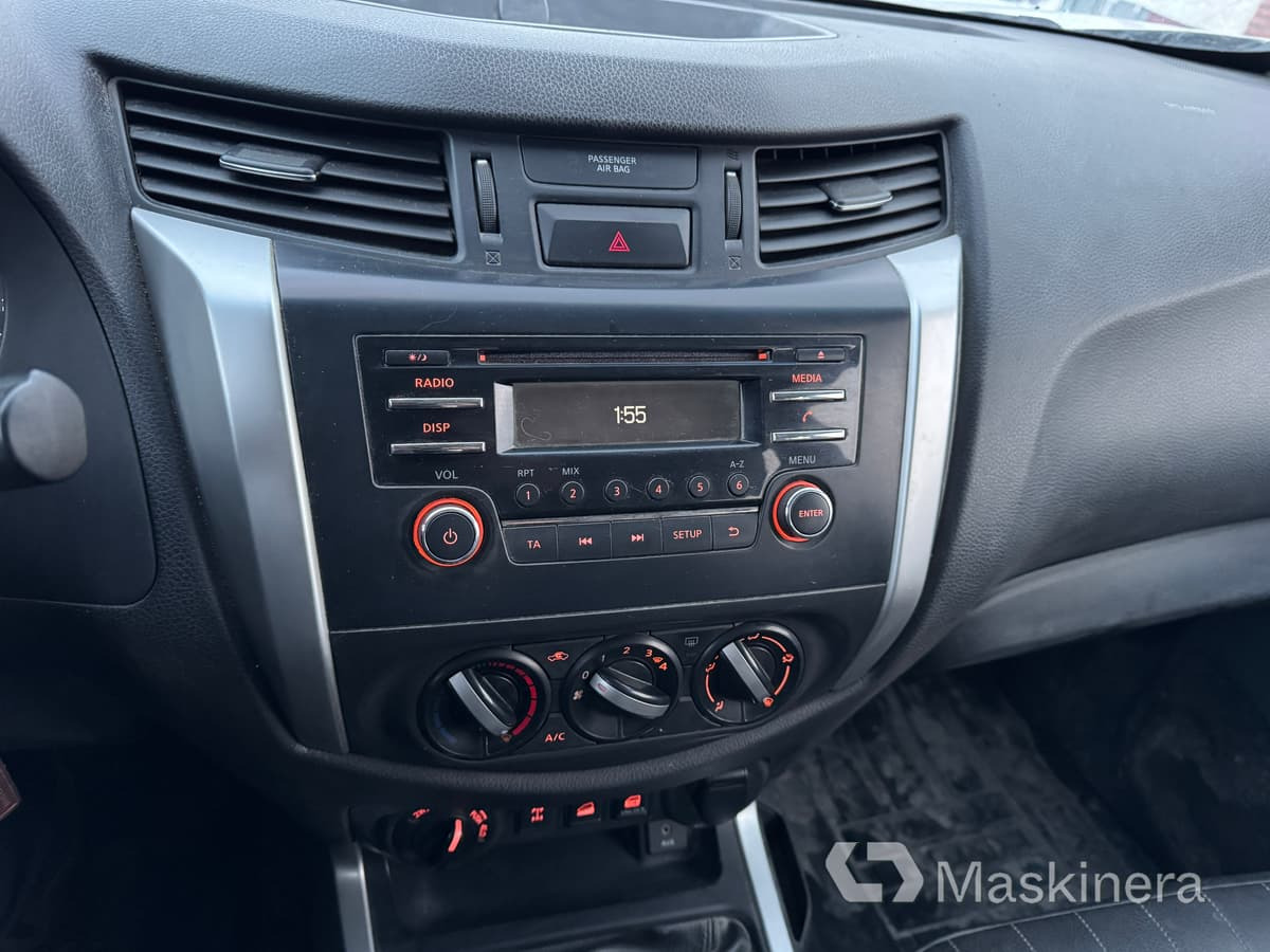 Väike kaubik Pickup Nissan Navara med flak: pilt 13 Väike kaubik Pickup Nissan Navara med flak: pilt 13