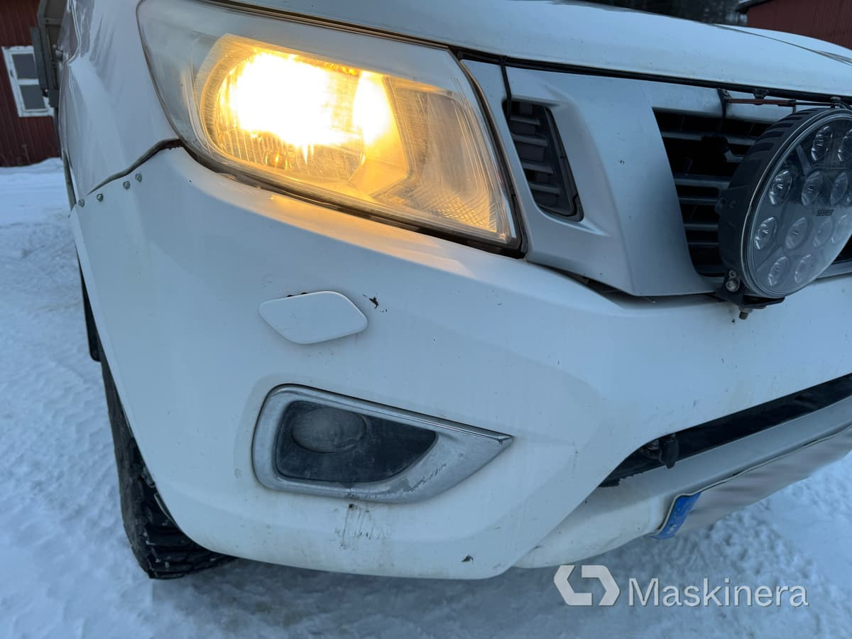 Väike kaubik Pickup Nissan Navara med flak: pilt 49 Väike kaubik Pickup Nissan Navara med flak: pilt 49